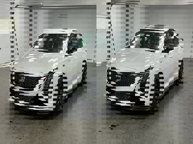 New 2026 Cadillac CT5 V Blackwing w/ Carbon Fiber 2 Package