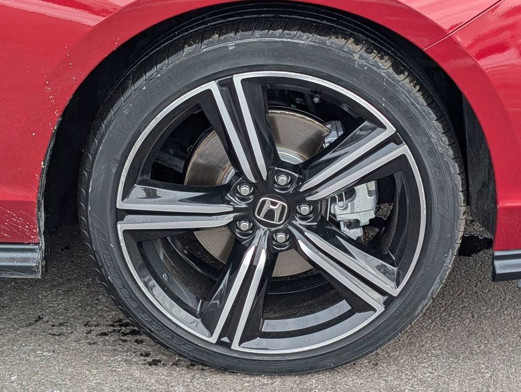 Used 2024 Honda Accord Sport image 15