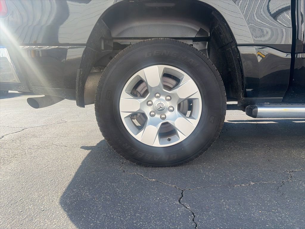 Used 2019 RAM 1500 Big Horn image 9