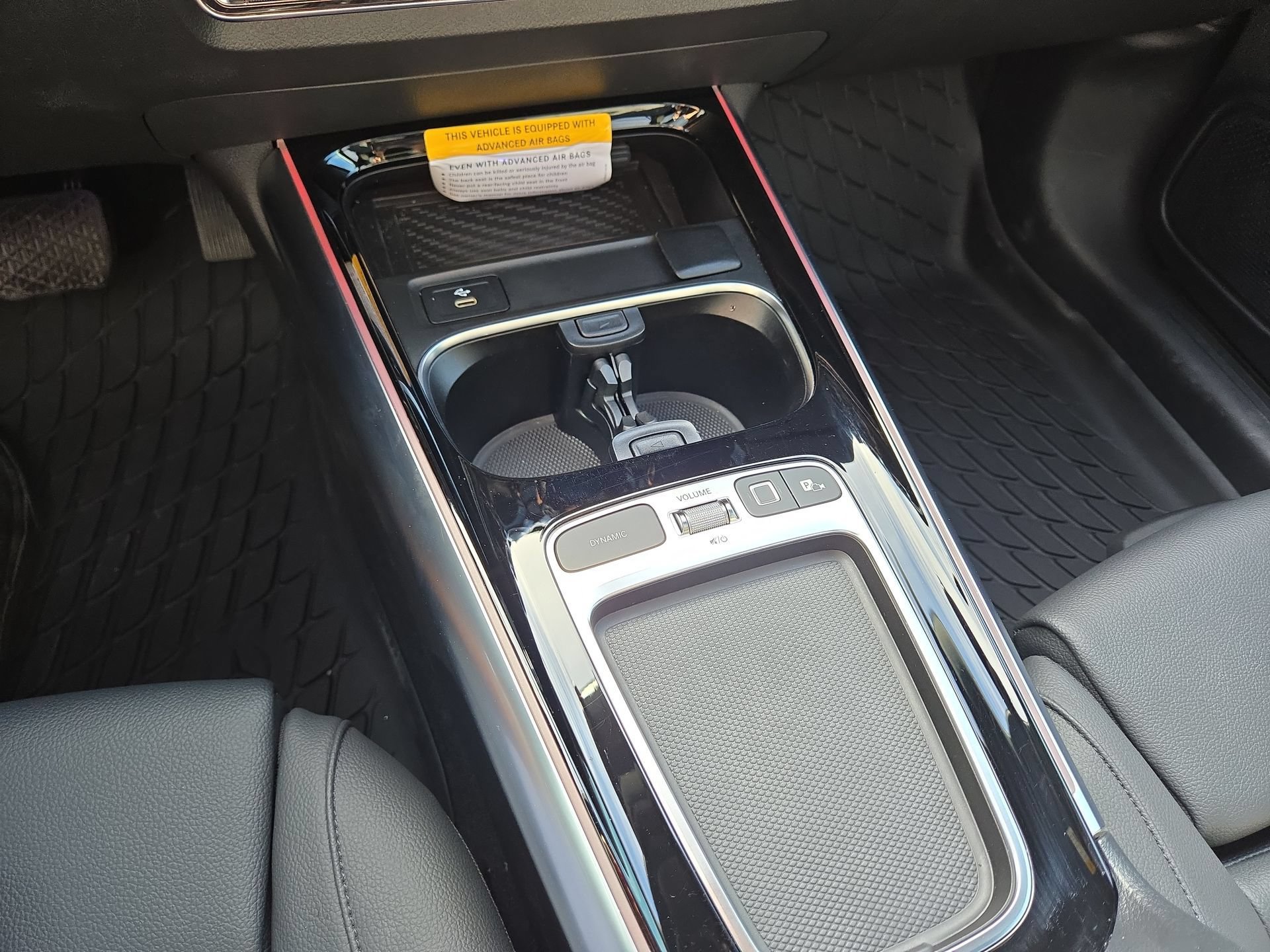 New 2025 Mercedes-Benz GLA 250 4MATIC image 22