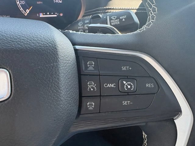 Used 2023 Jeep Grand Cherokee Altitude AWD/4WD image 25