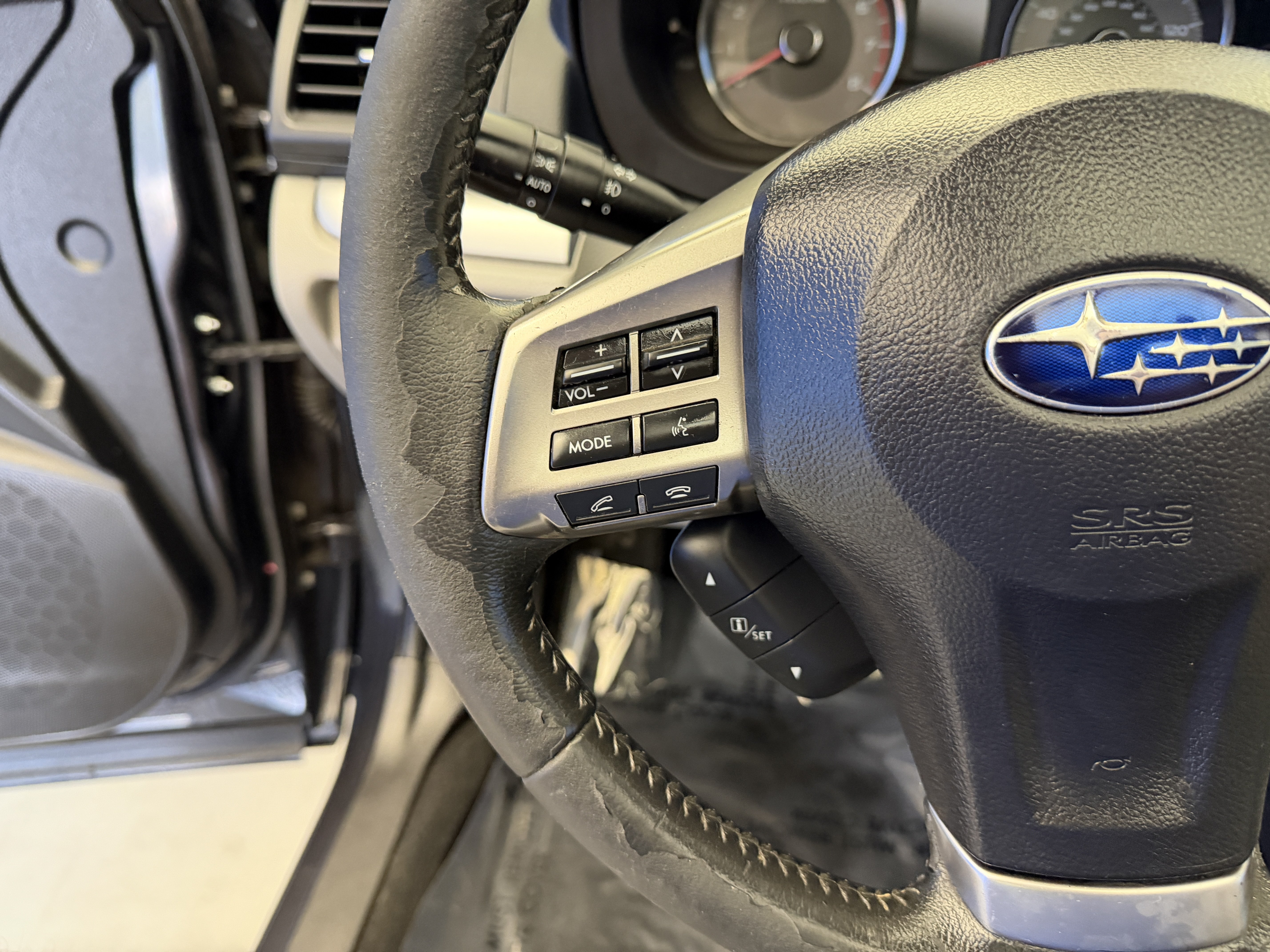 Used 2014 Subaru Forester 2.5i Limited AWD/4WD image 15