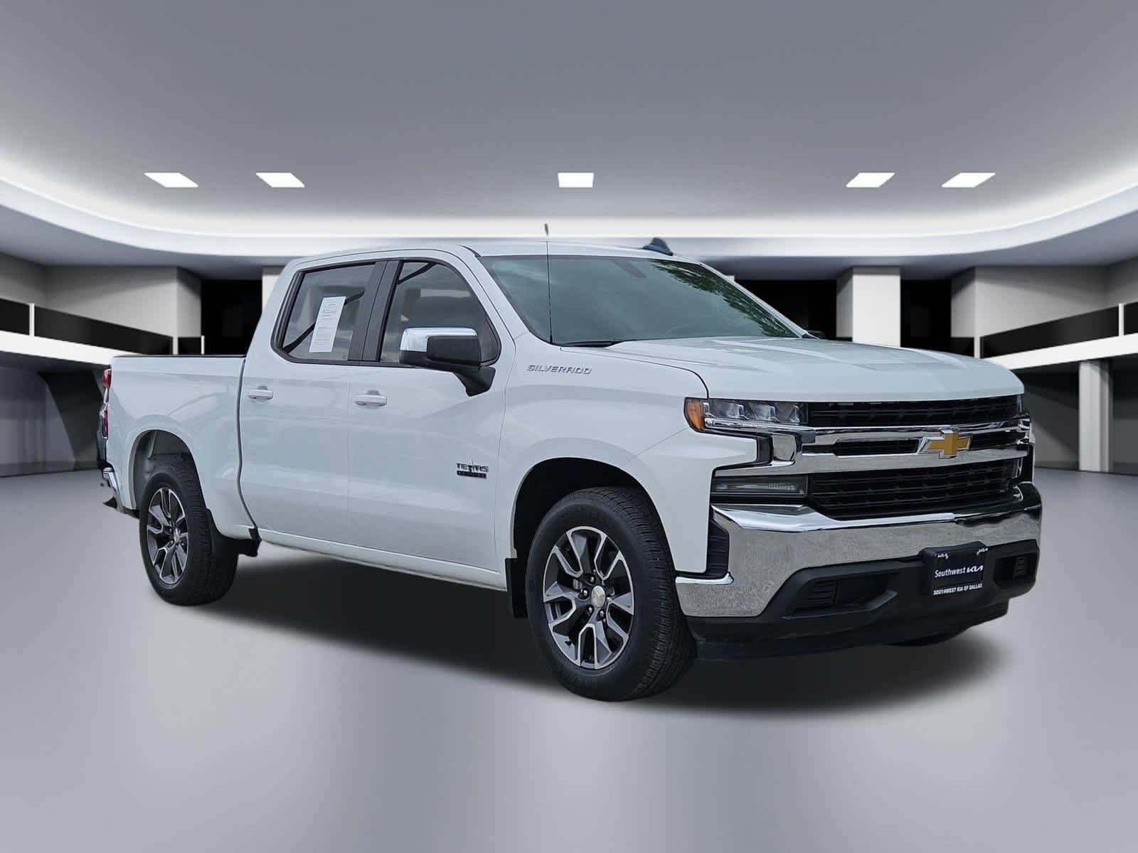 Used 2019 Chevrolet Silverado 1500 LT w/ Texas Edition RWD image 8