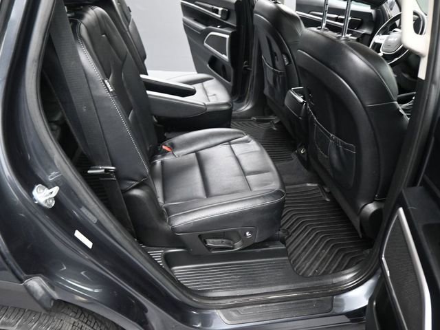 Used 2023 Kia Telluride S image 14