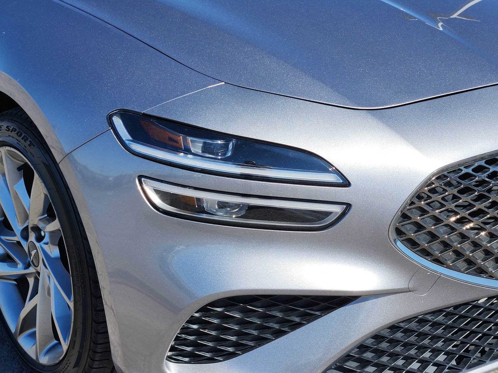 Used 2022 Genesis G70 2.0T image 10