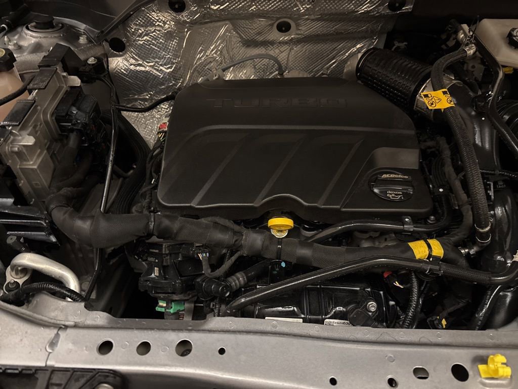 Used 2025 Chevrolet Trax LT w/ LT Convenience Package image 22