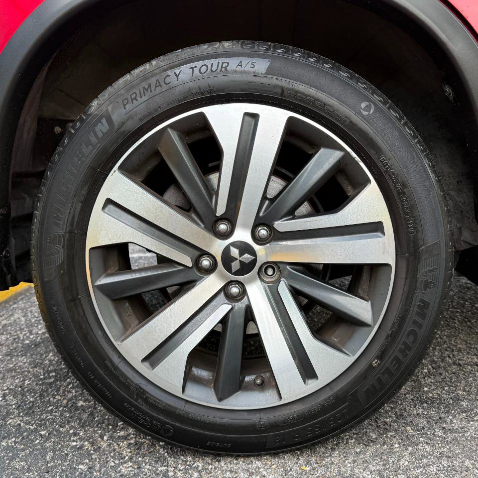 Used 2020 Mitsubishi Outlander Sport SE AWD/4WD image 24