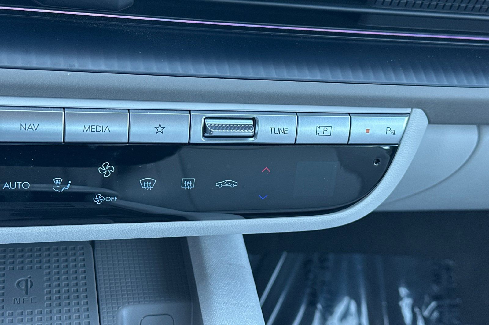 Used 2024 Hyundai Ioniq 6 SEL image 30