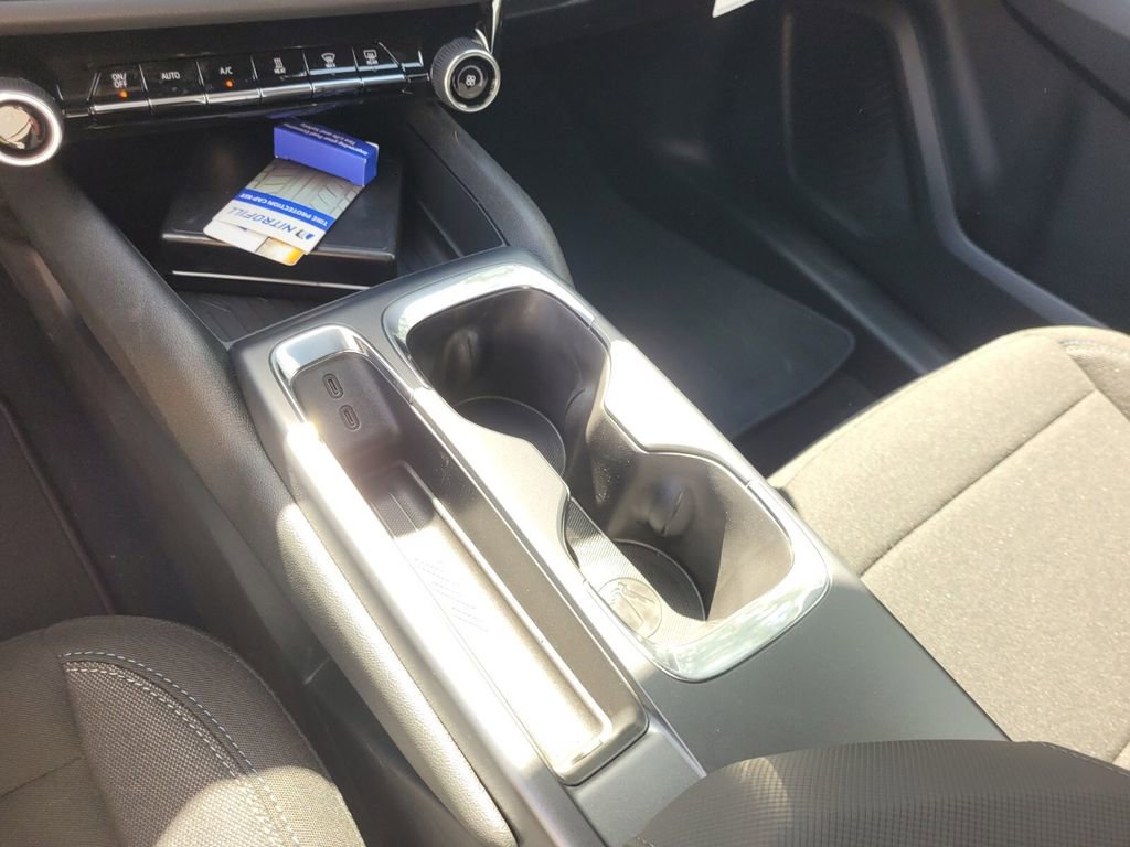 New 2026 Chevrolet Equinox EV LT FWD image 31