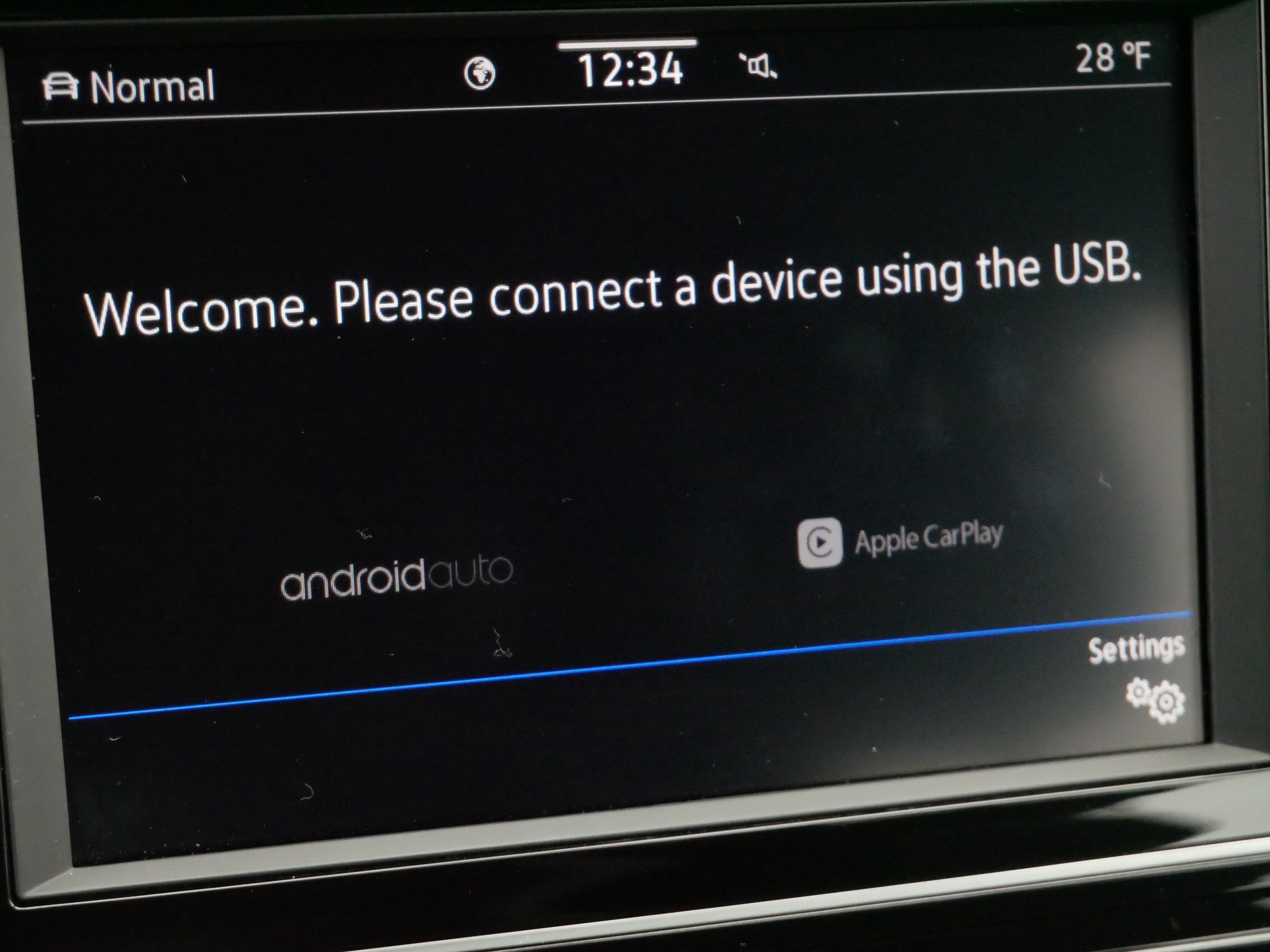 Certified 2024 Volkswagen Taos S image 31