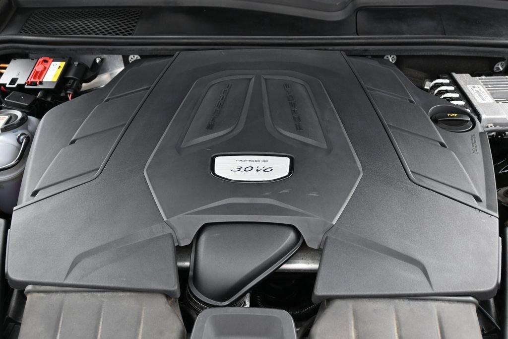 Used 2021 Porsche Cayenne AWD/4WD image 44
