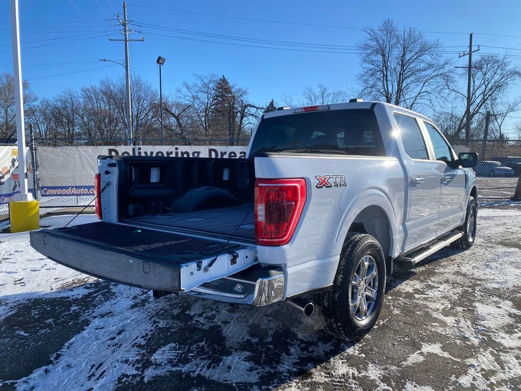 Used 2023 Ford F150 XLT w/ XTR Package image 5
