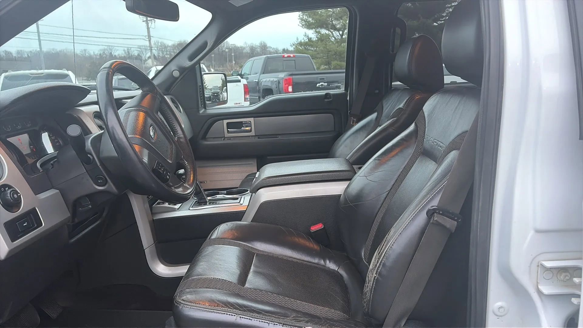 Used 2011 Ford F150 Raptor w/ Raptor Luxury Pkg image 36