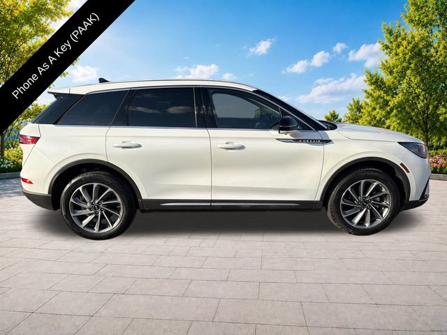 Certified 2024 Lincoln Corsair AWD w/ Equipment Group 101A image 9