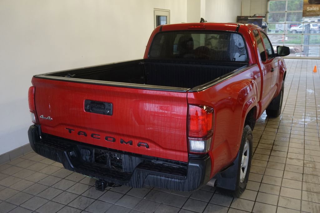 Used 2019 Toyota Tacoma SR AWD/4WD image 11