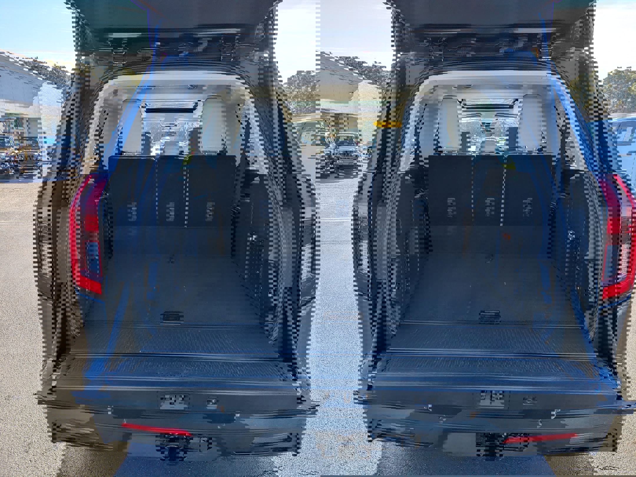 Used 2025 Ford Expedition Max Active image 30