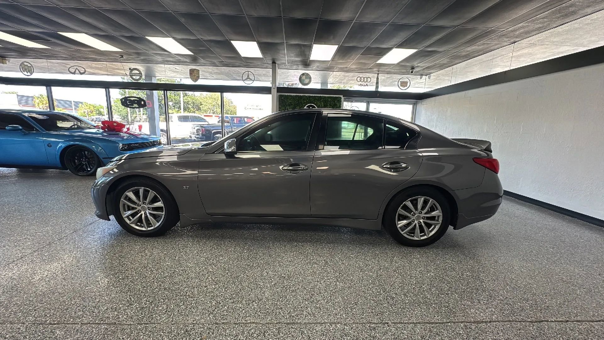 Used 2014 INFINITI Q50 Premium w/ Spare Tire Package RWD image 4