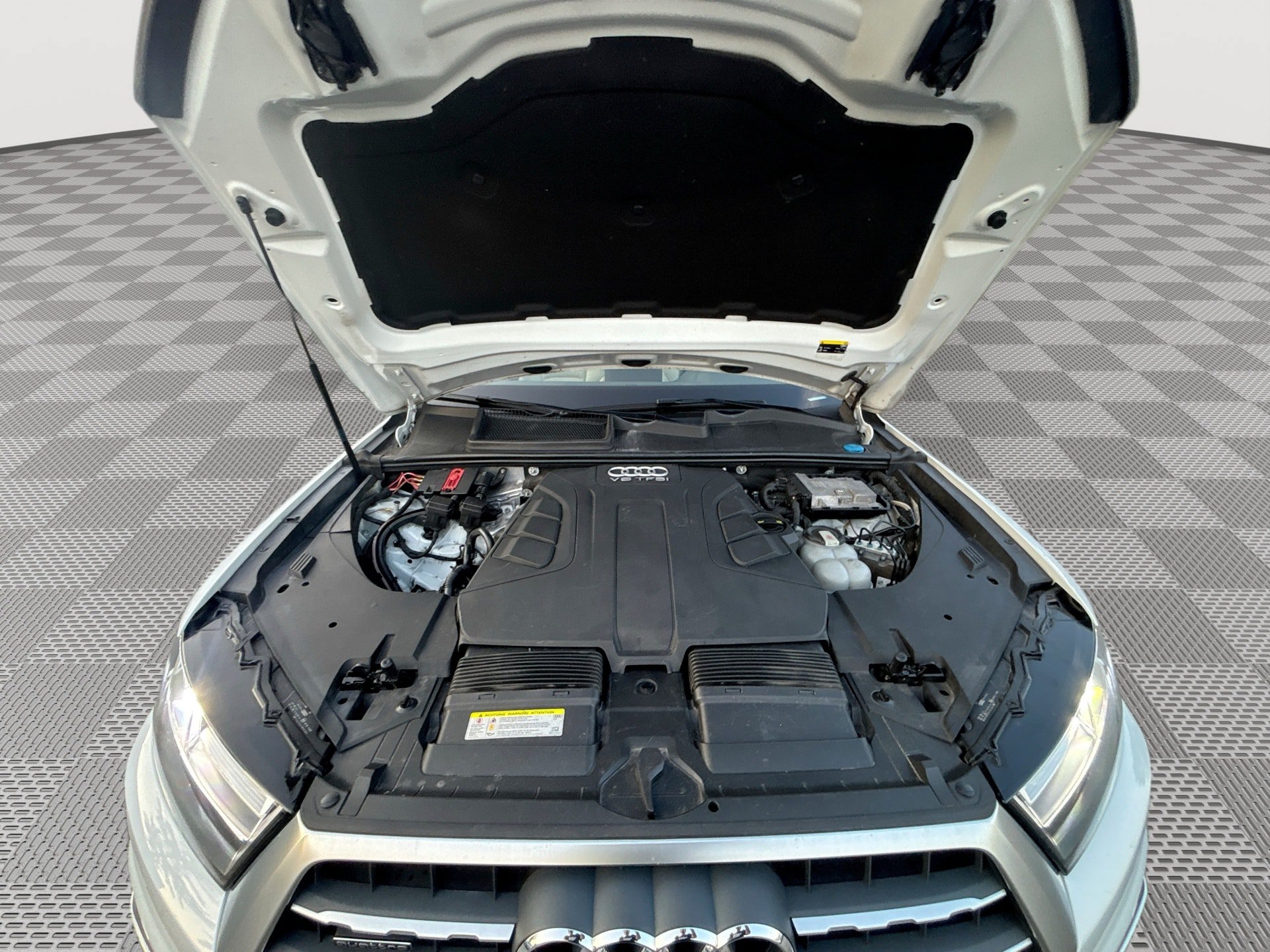 Used 2017 Audi Q7 3.0T Premium Plus AWD/4WD image 18