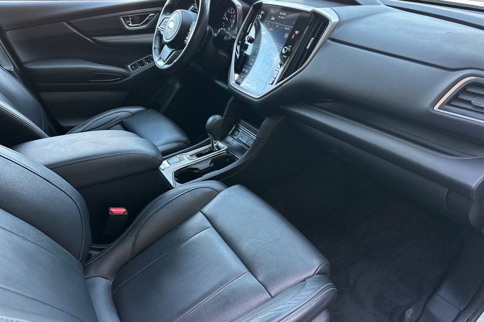Used 2023 Subaru Ascent Limited AWD/4WD image 16