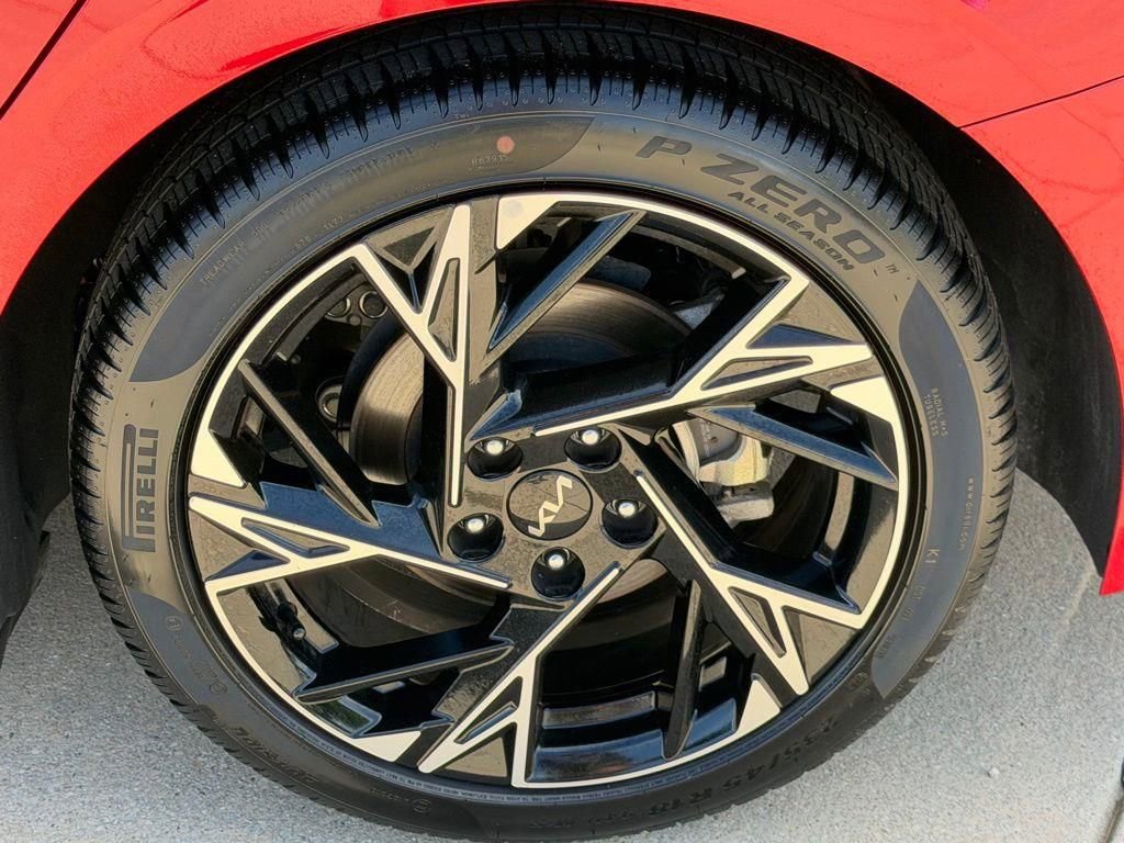 Used 2025 Kia K5 GT-Line AWD/4WD image 10