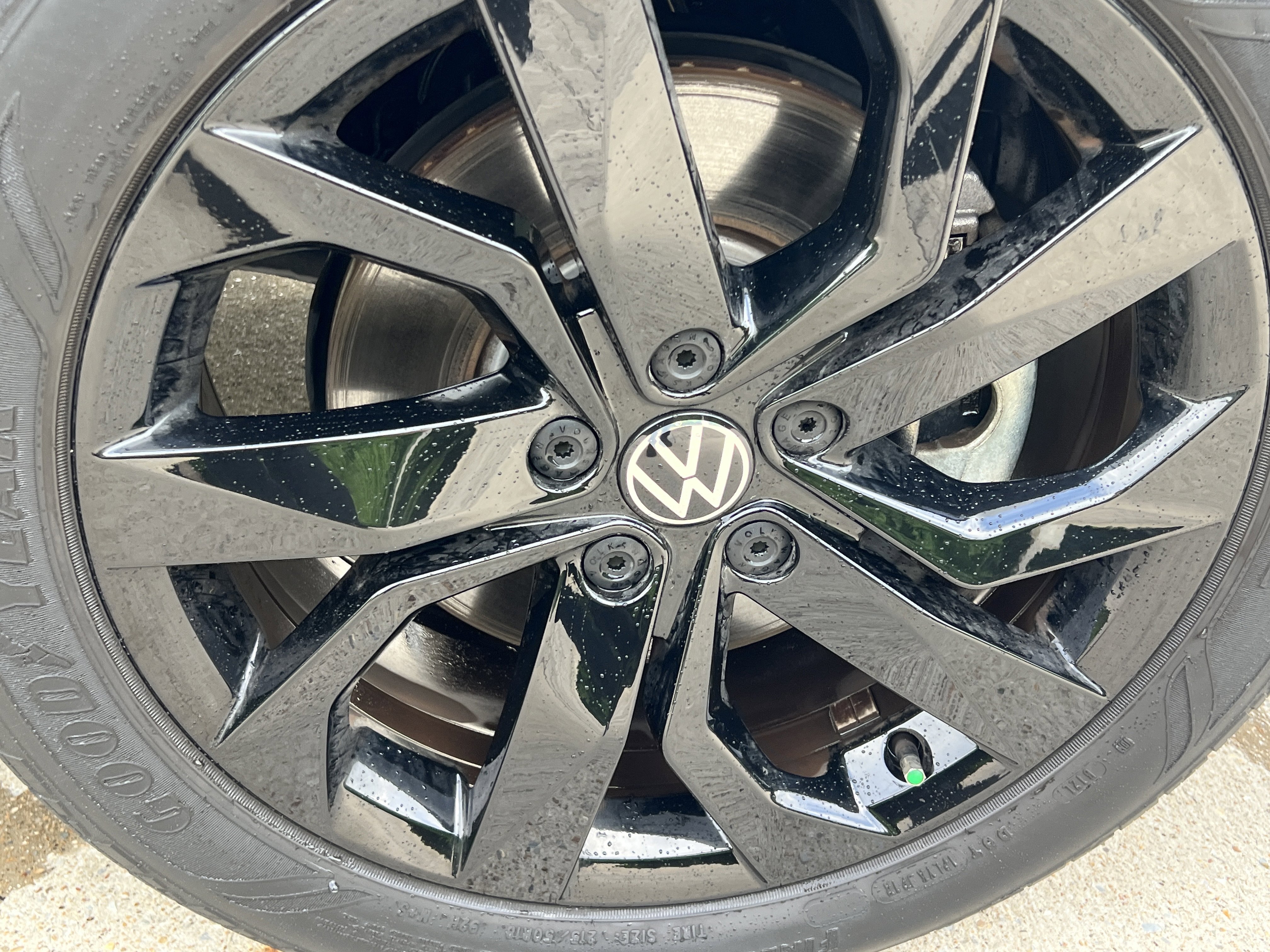 Certified 2023 Volkswagen Taos SE w/ Panoramic Sunroof Package FWD image 12