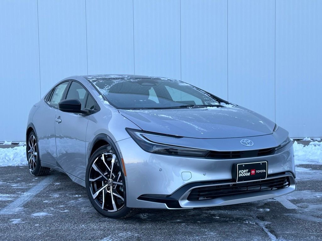 New 2026 Toyota Prius Plug-In Hybrid FWD image 6