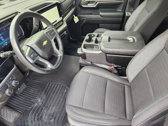 Used 2024 Chevrolet Silverado 1500 LT RWD image 4