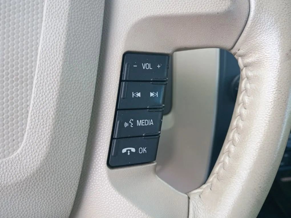 Used 2009 Ford Escape XLS image 14