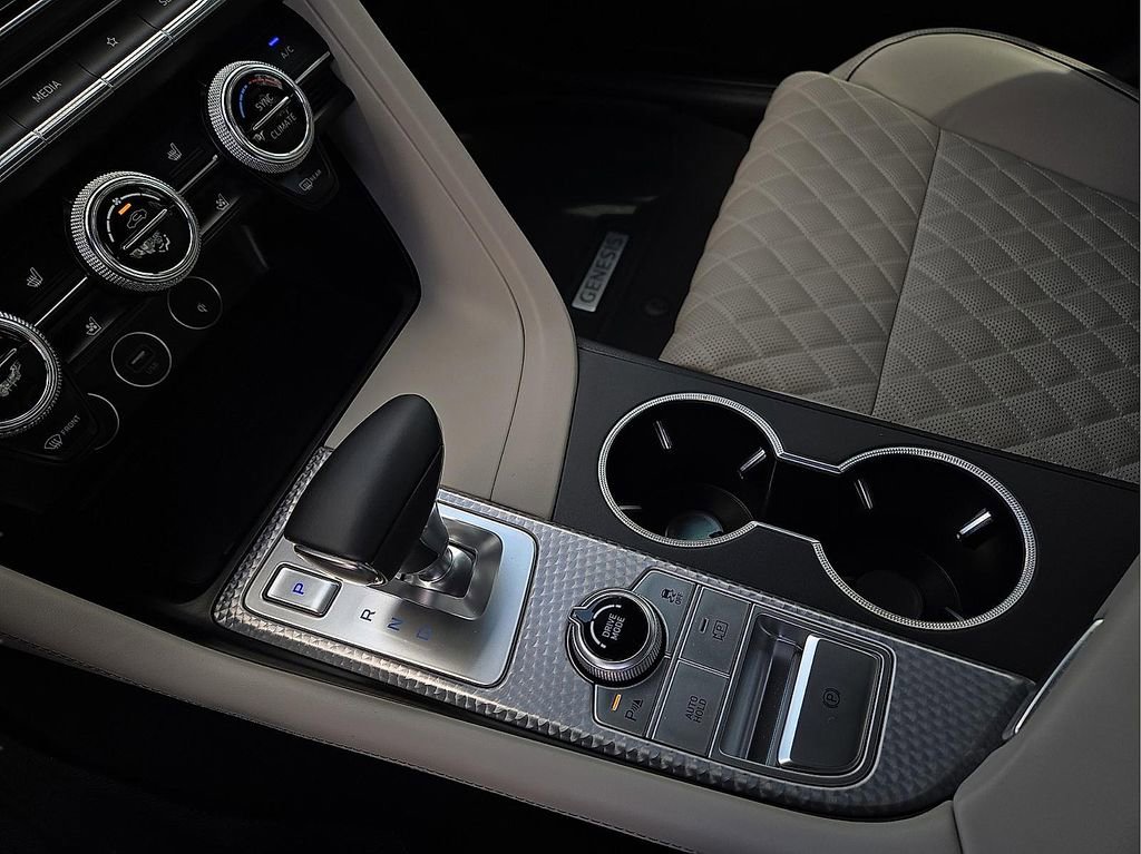 Used 2022 Genesis G70 3.3T w/ Sport Prestige Package image 21