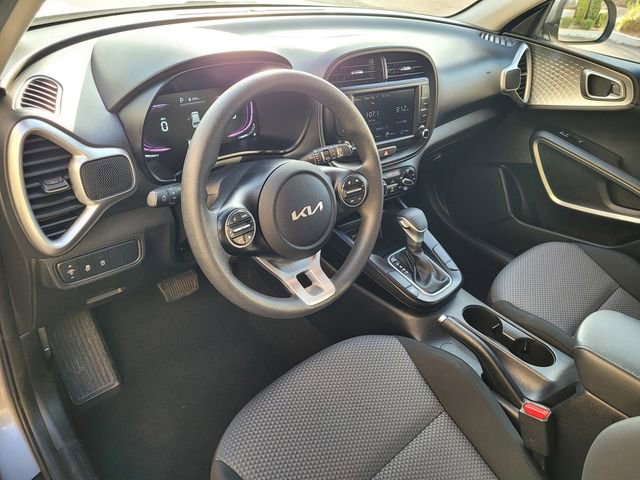 Used 2024 Kia Soul LX w/ Option Group 015 image 7