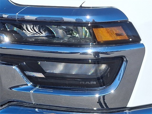 Used 2025 RAM 3500 Tradesman w/ Chrome Appearance Group image 9