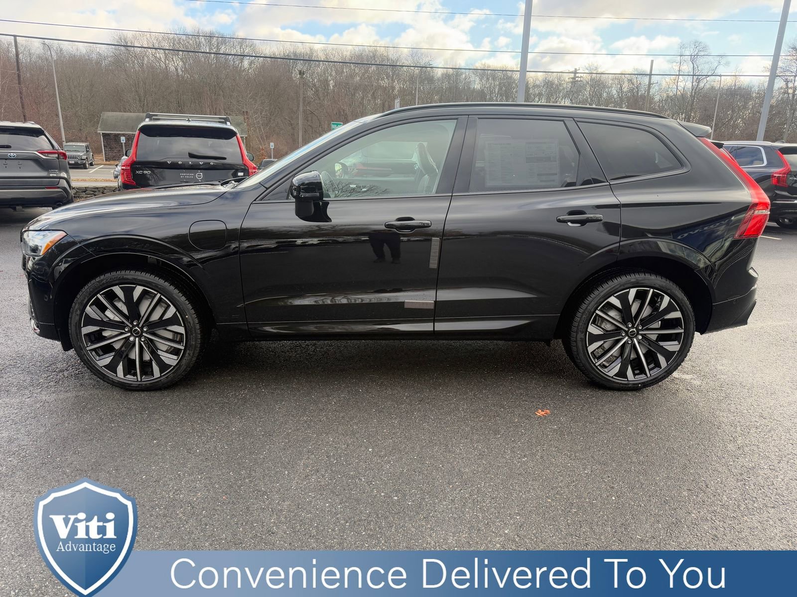 New 2026 Volvo XC60 T8 Ultra w/ Protection Package Premier image 5