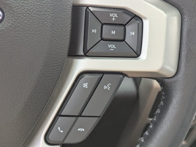 Used 2018 Ford F150 Lariat w/ Equipment Group 502A Luxury AWD/4WD image 24