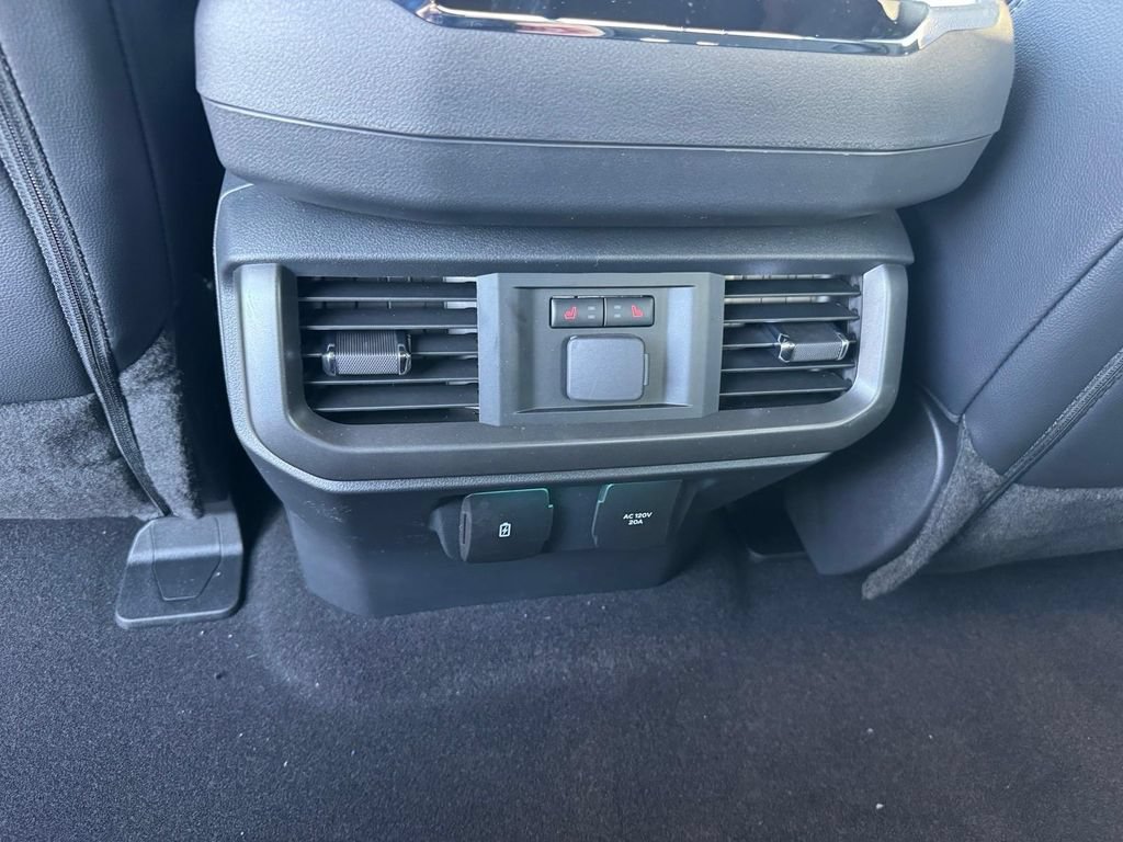 New 2026 Ford F150 Lariat w/ Equipment Group 502A High AWD/4WD image 11