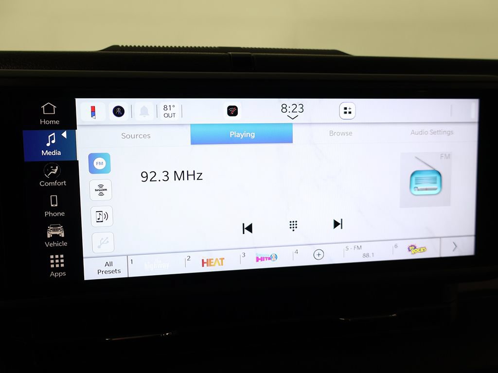Used 2026 Jeep Wrangler Sport AWD/4WD image 36