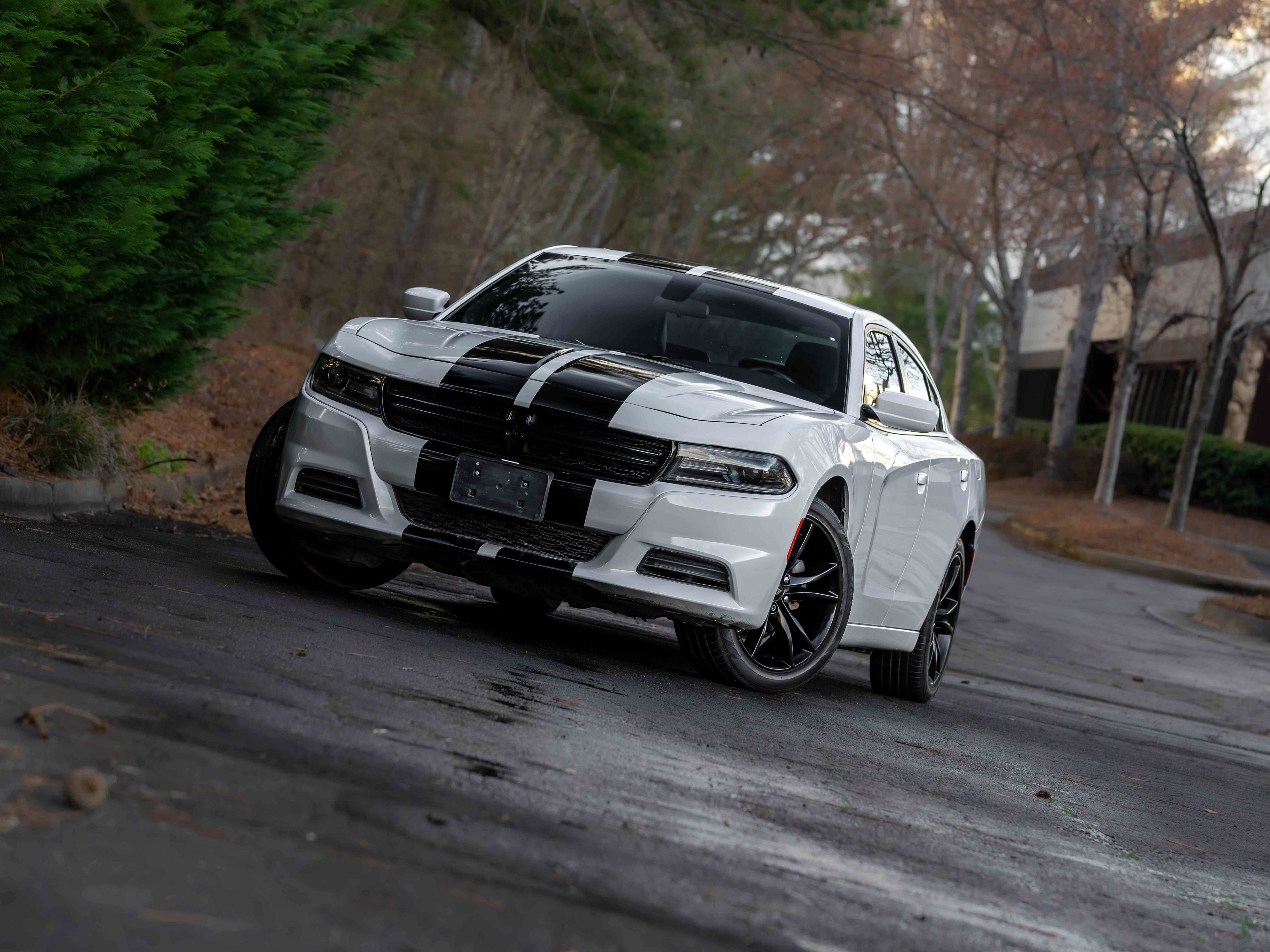 Used 2019 Dodge Charger SXT w/ Leather Interior Group image 22
