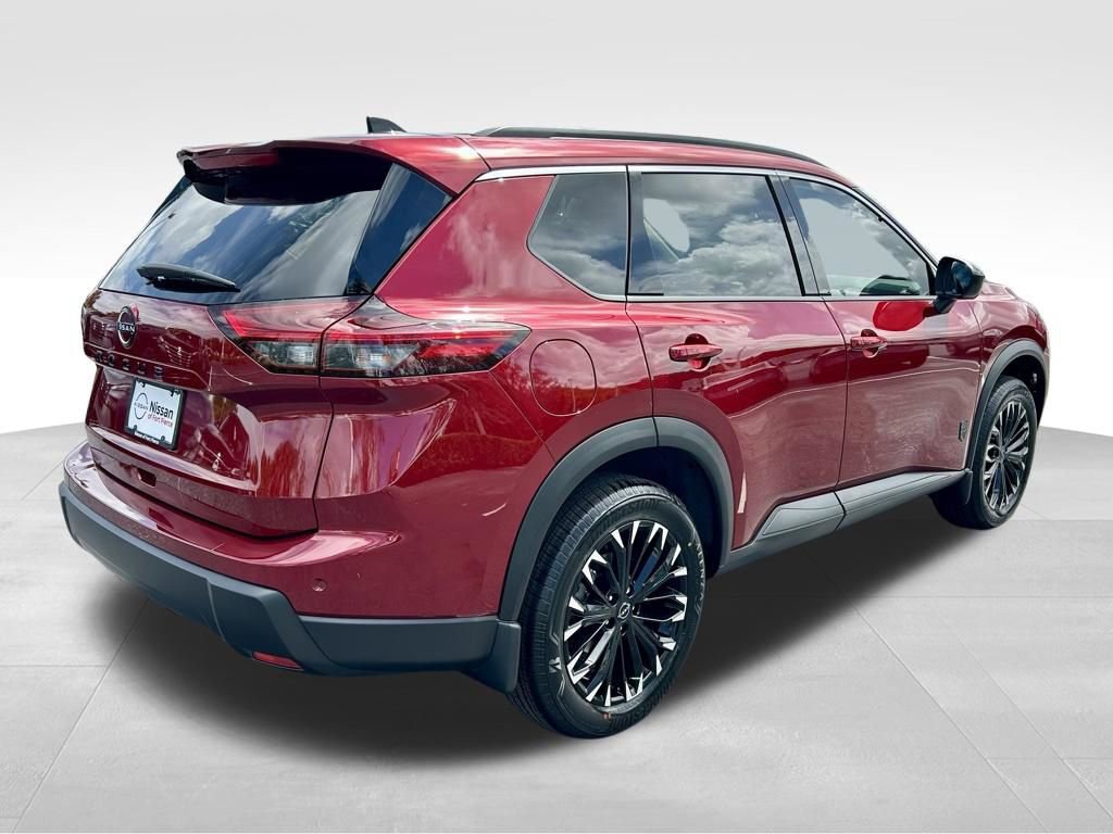 Used 2026 Nissan Rogue SV FWD image 5