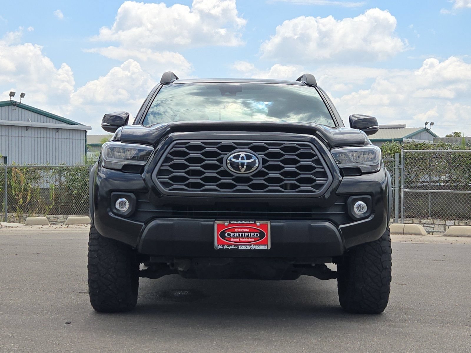 Used 2023 Toyota Tacoma TRD Off-Road w/ Technology Package AWD/4WD image 8