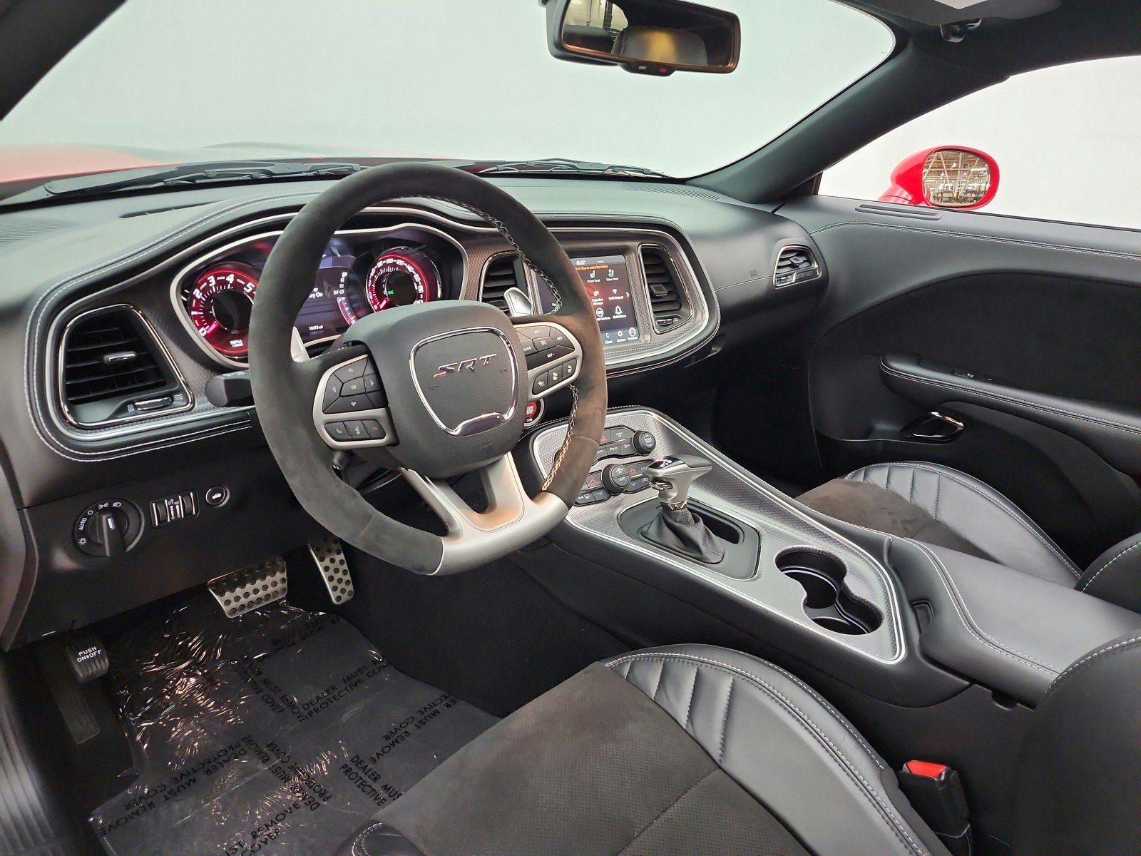 Used 2022 Dodge Challenger SRT Hellcat RWD image 12