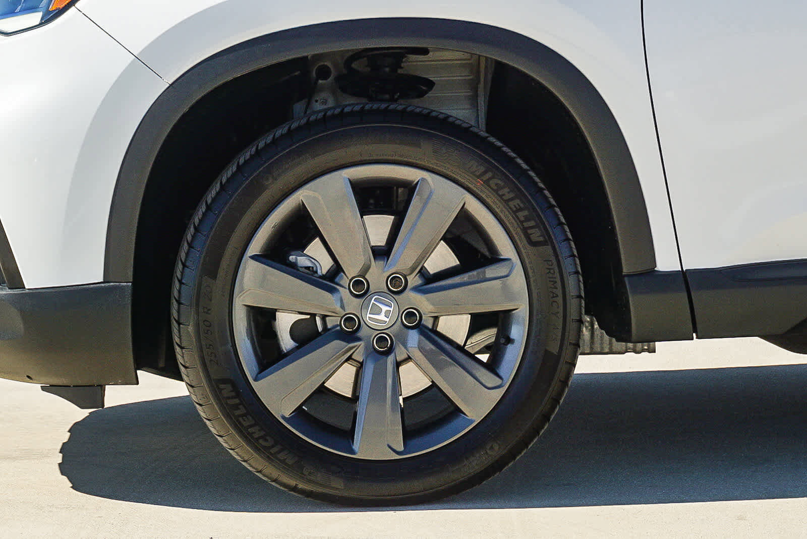 Used 2025 Honda Pilot Sport image 9