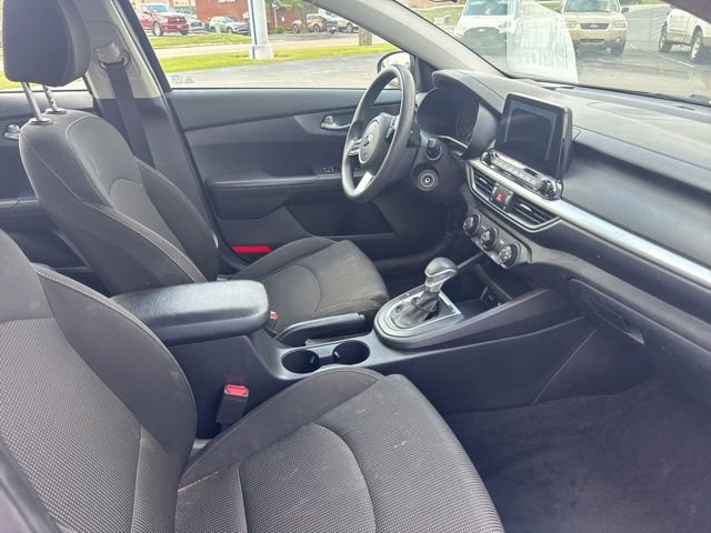 Used 2020 Kia Forte LXS FWD image 4
