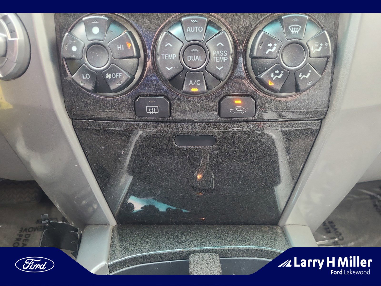 Used 2005 Toyota 4Runner Limited AWD/4WD image 28