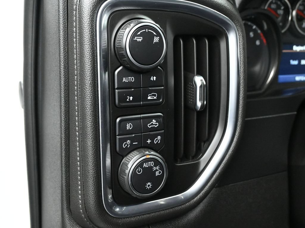 Used 2019 Chevrolet Silverado 1500 RST w/ All-Star Edition AWD/4WD image 23