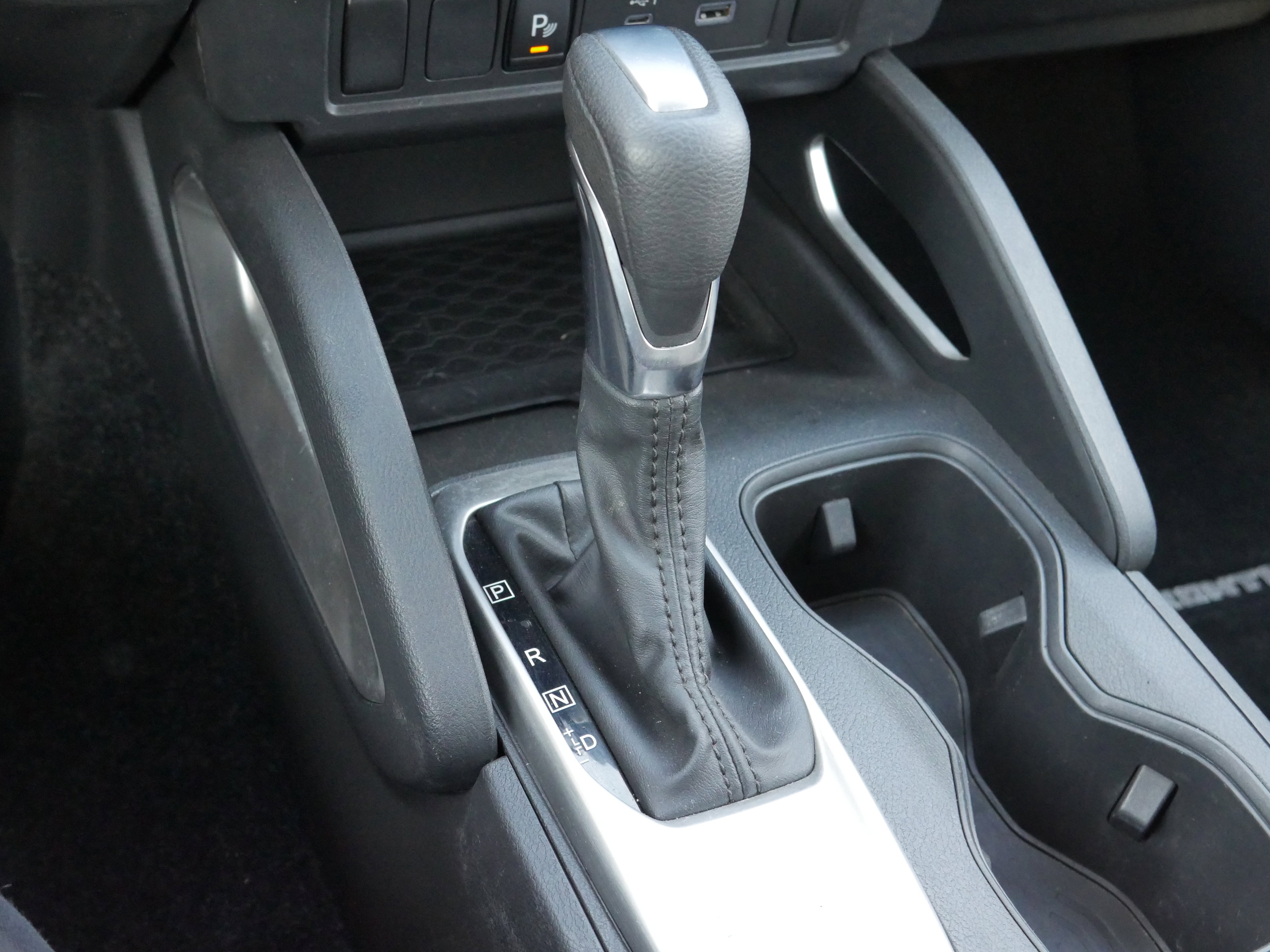 Certified 2022 Nissan Frontier SV w/ Technology Package image 12