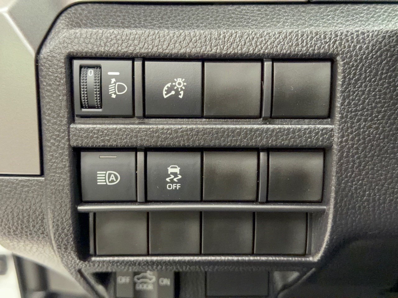 New 2026 Toyota Tacoma SR5 RWD image 31