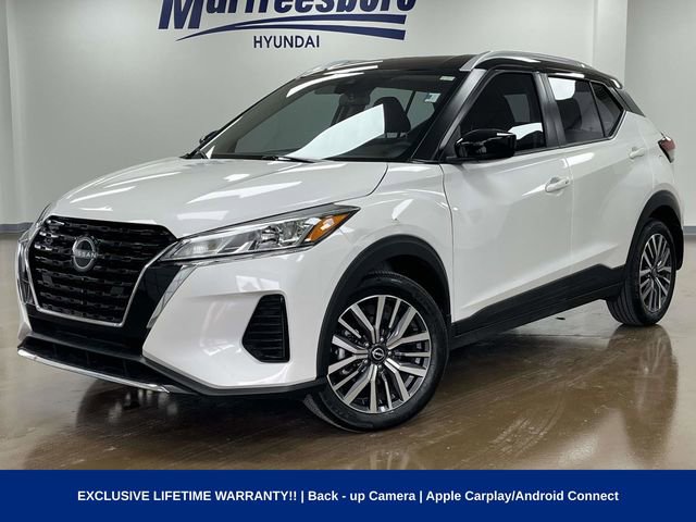 Used 2024 Nissan Kicks SV image 1