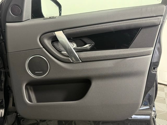 Certified 2025 Land Rover Discovery Sport S AWD/4WD image 17