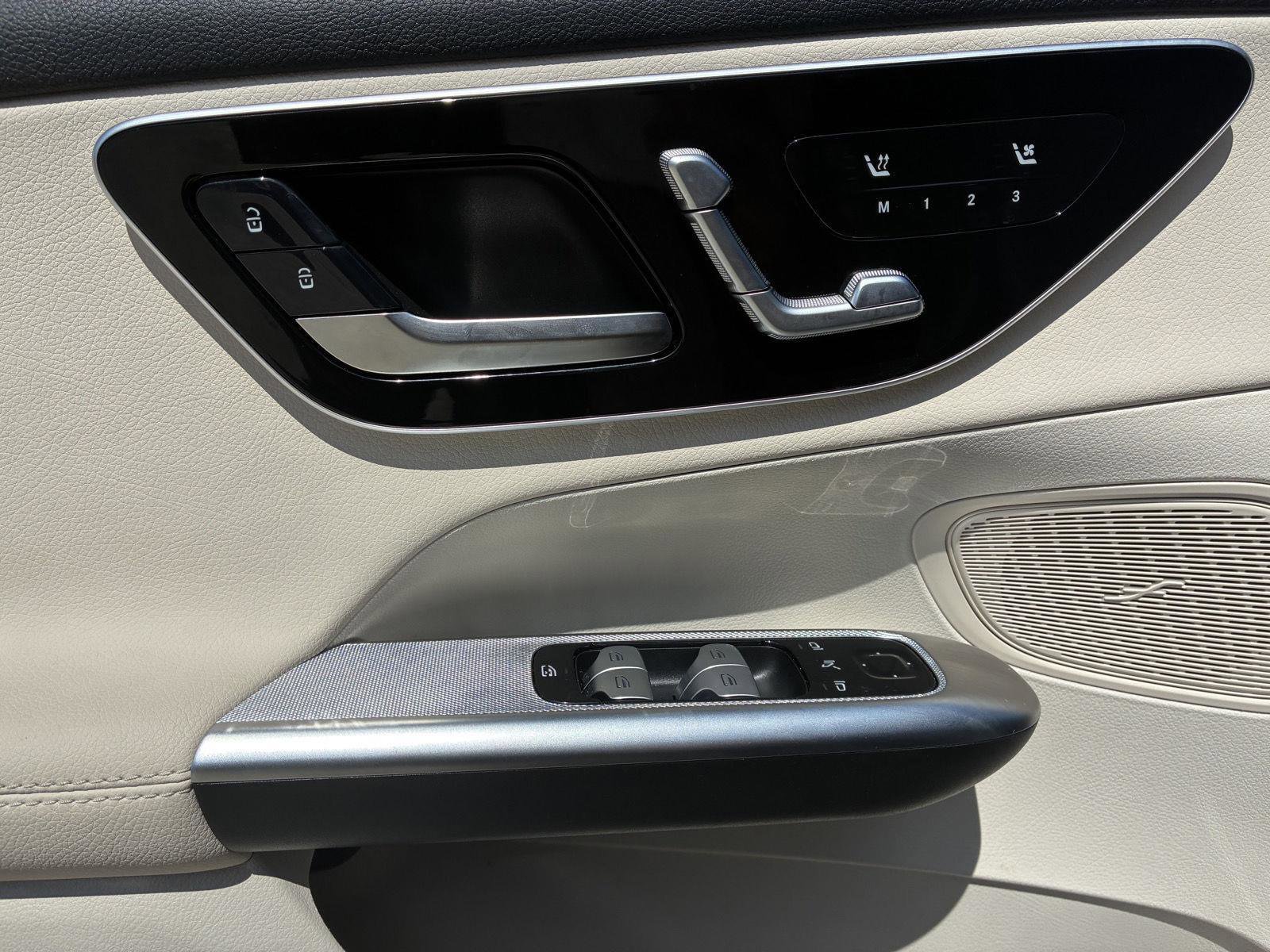 Certified 2026 Mercedes-Benz GLC 300 image 6