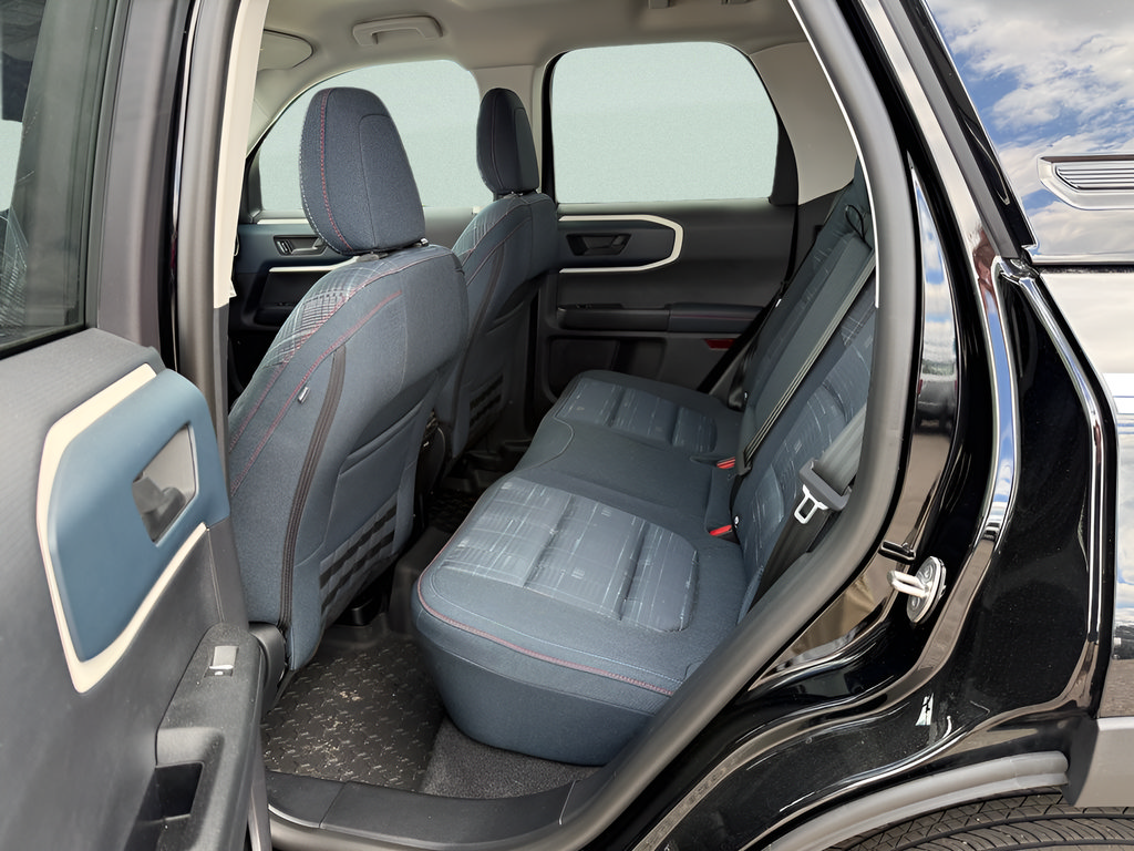Used 2025 Ford Bronco Sport Heritage AWD/4WD image 5
