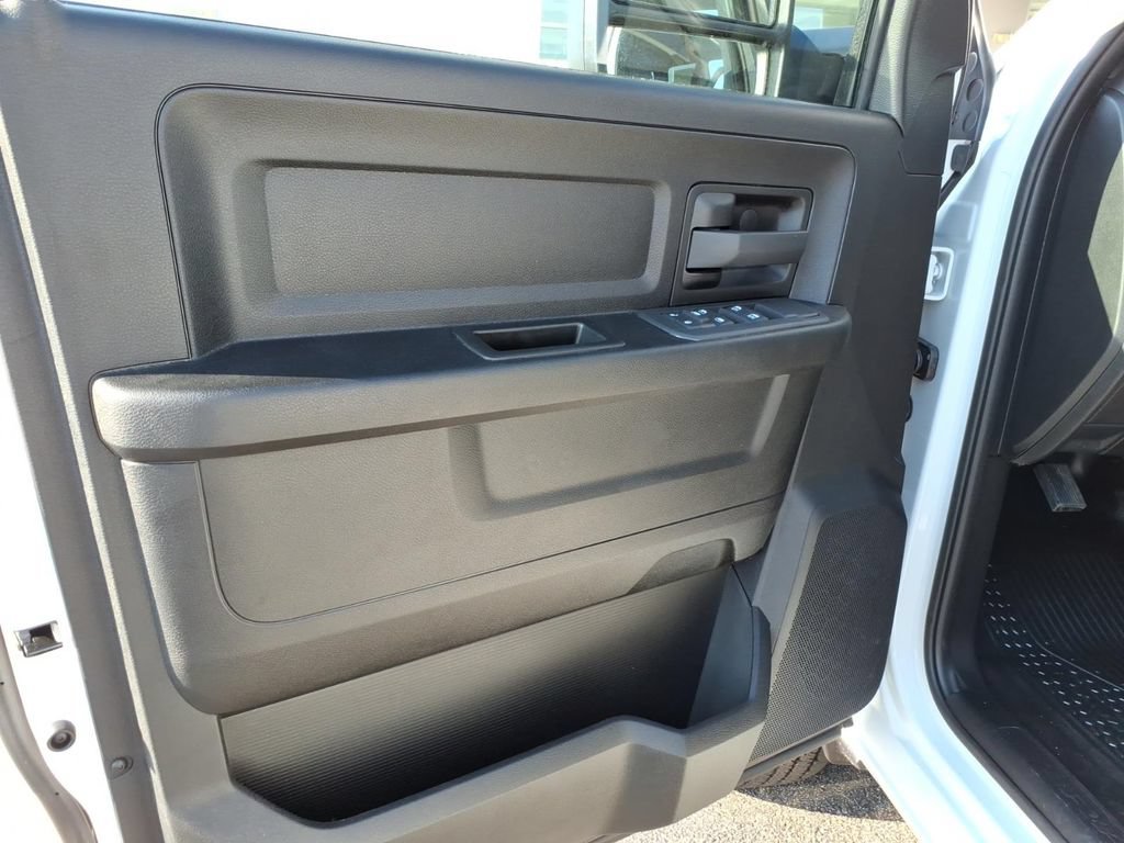 New 2026 RAM 2500 Tradesman AWD/4WD image 11